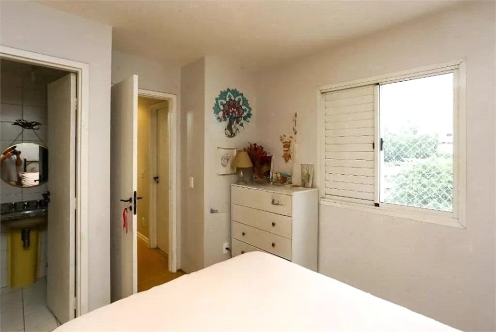 Apartamento à venda com 2 quartos, sendo 1 suíte, em Vila Andrade, São Paulo, SP