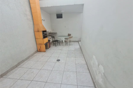Casa à venda com 3 quartos, sendo 1 suíte, em Pinheiros, São Paulo, SP