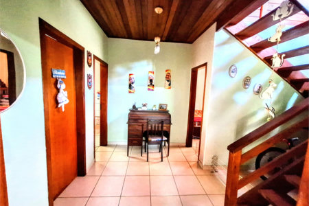 Casa à venda com 3 quartos, sendo 1 suíte, em Mogi Moderno, Mogi das Cruzes, SP