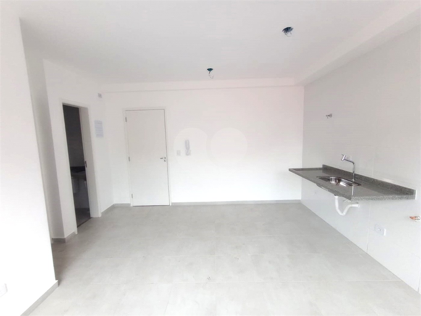 Apartamento à venda ou para alugar com 1 quarto em Vila Ema, São Paulo, SP