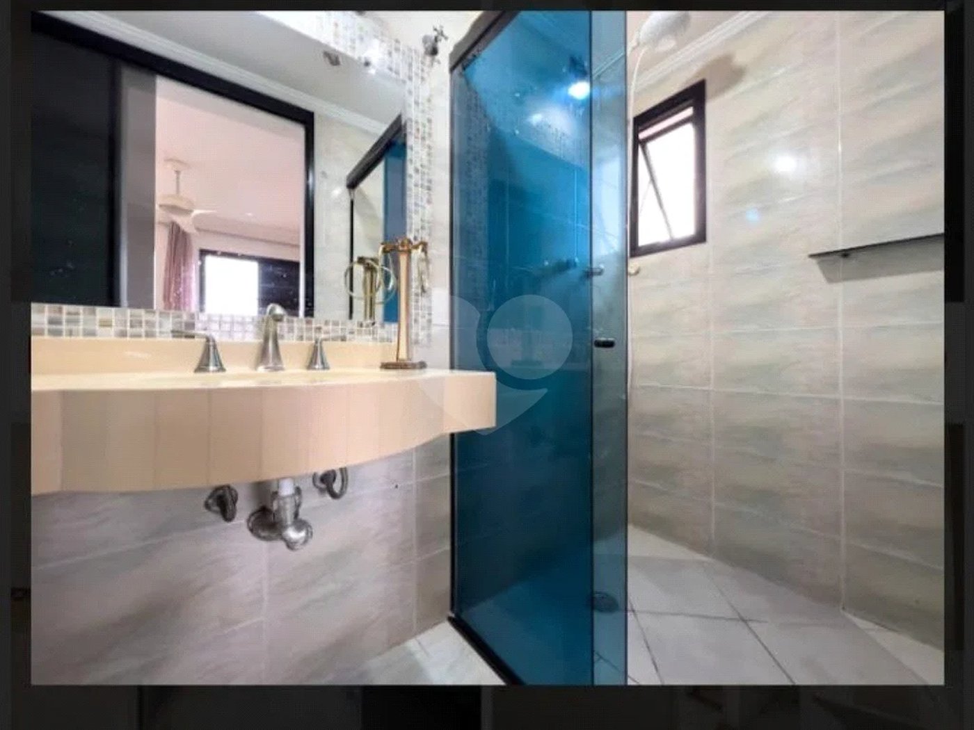Apartamento com 120m² , 2 suítes , 2 vagas de garagem , à venda na Penha.