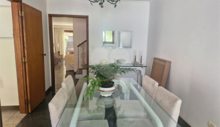 Casa à venda com 3 quartos, sendo 1 suíte,  em Chácara Monte Alegre, São Paulo, SP