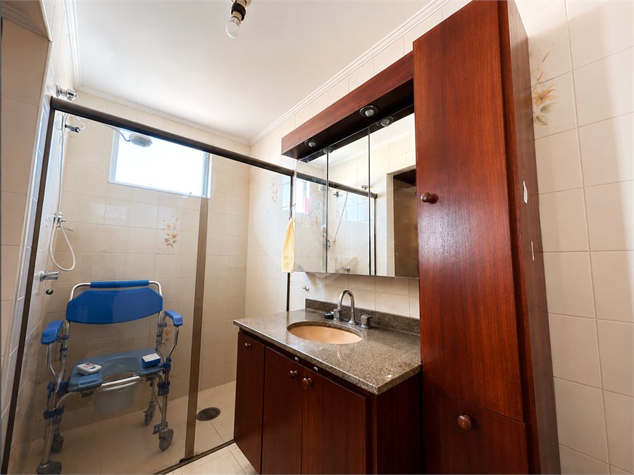 Apartamento à venda com 3 quartos, sendo 1 suíte,  em Vila Hortência, Sorocaba, SP