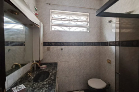 Sobrado à venda com 3 quartos, sendo 1 suíte,  em Vila Romana, São Paulo, SP