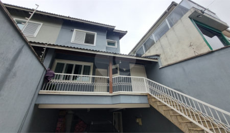 Sobrado à venda com 3 quartos, sendo 1 suíte,  em Santana, São Paulo, SP