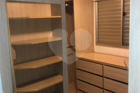 Casa à venda ou para alugar com 4 quartos, sendo 1 suíte, no condomínio Village Jardim Versailles, Jundiaí - SP