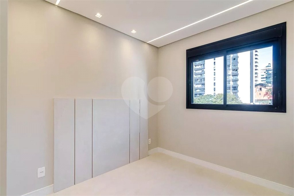 Apartamento à venda com 2 quartos, sendo 1 suíte, em Pinheiros, São Paulo, SP