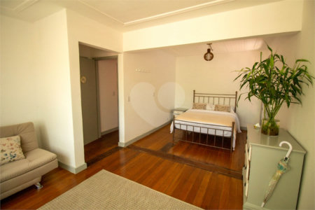 Sítio à venda com 7 quartos, sendo 6 suítes, em Jardim Santa Vitória (canguera), São Roque, SP