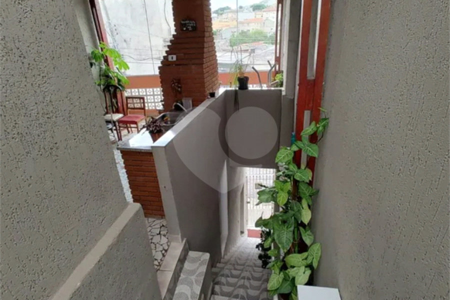 Casa à venda com 2 quartos, sendo 1 suíte, em Parque Maria Domitila, São Paulo, SP