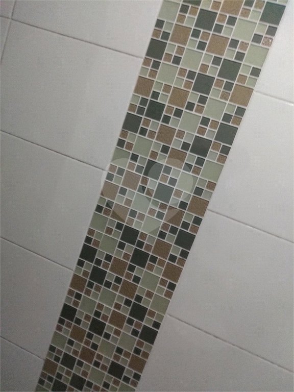 Sobrado à venda com 3 quartos, sendo 1 suíte,  em Residencial Rancho Grande, Itaquaquecetuba, SP