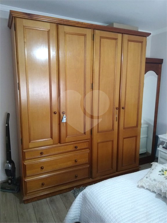 Sobrado à venda com 2 quartos, sendo 1 suíte, em Vila Gustavo, São Paulo, SP