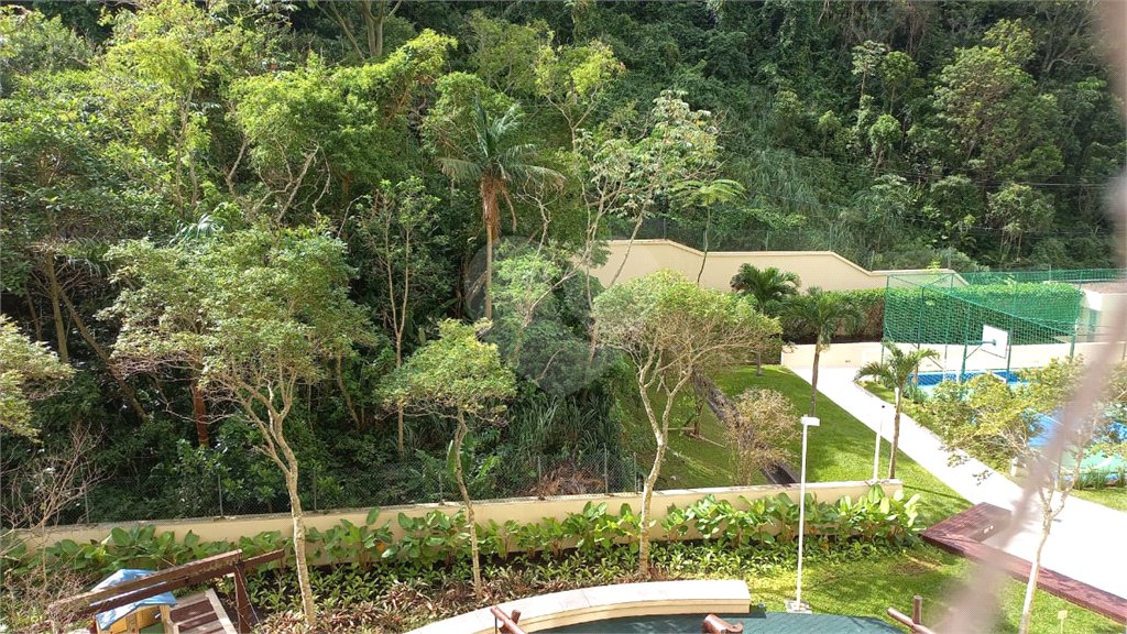 Apartamento à venda ou para alugar com 3 suítes em Enseada, Guarujá, SP