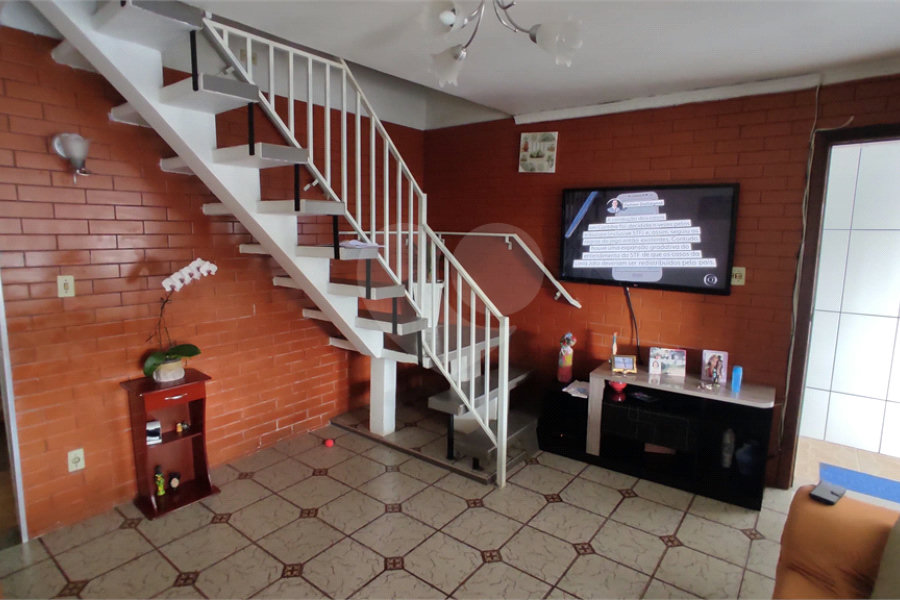 Sobrado à venda com 3 quartos, sendo 1 suíte, em Tremembé, São Paulo, SP