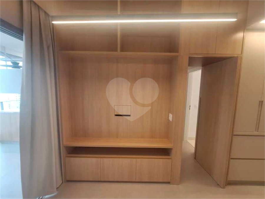 Apartamento à venda com 1 suíte em Moema, São Paulo, SP