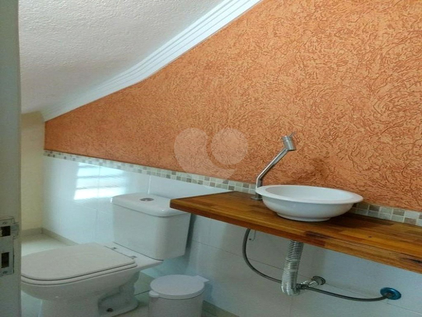 Casa à venda com 3 quartos, sendo 1 suíte,  em Jardim Rosa Maria, São Paulo, SP