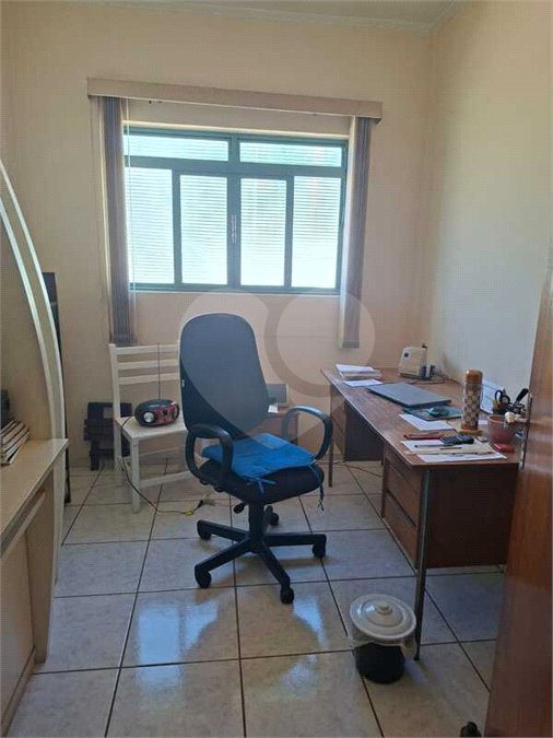 Casa Térrea à venda ou para alugar com 3 quartos, sendo 1 suíte, em Vila Sfeir, Indaiatuba, SP