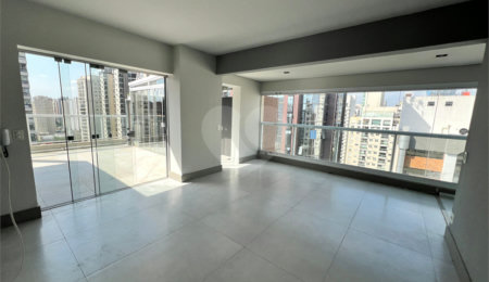 Apartamento à venda com 2 suítes em Indianópolis, São Paulo, SP