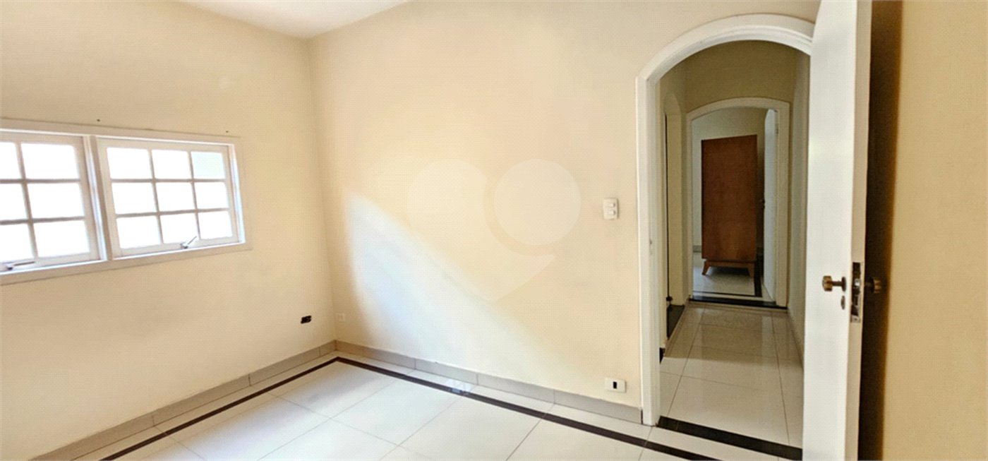 Sobrado à venda com 3 quartos, sendo 1 suíte,  em Jardim Humaitá, São Paulo, SP
