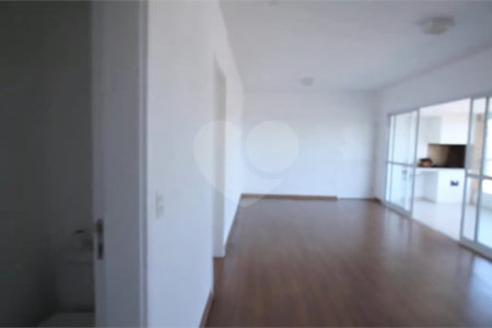 Apartamento à venda com 3 quartos, sendo 1 suíte, em Morumbi, São Paulo, SP