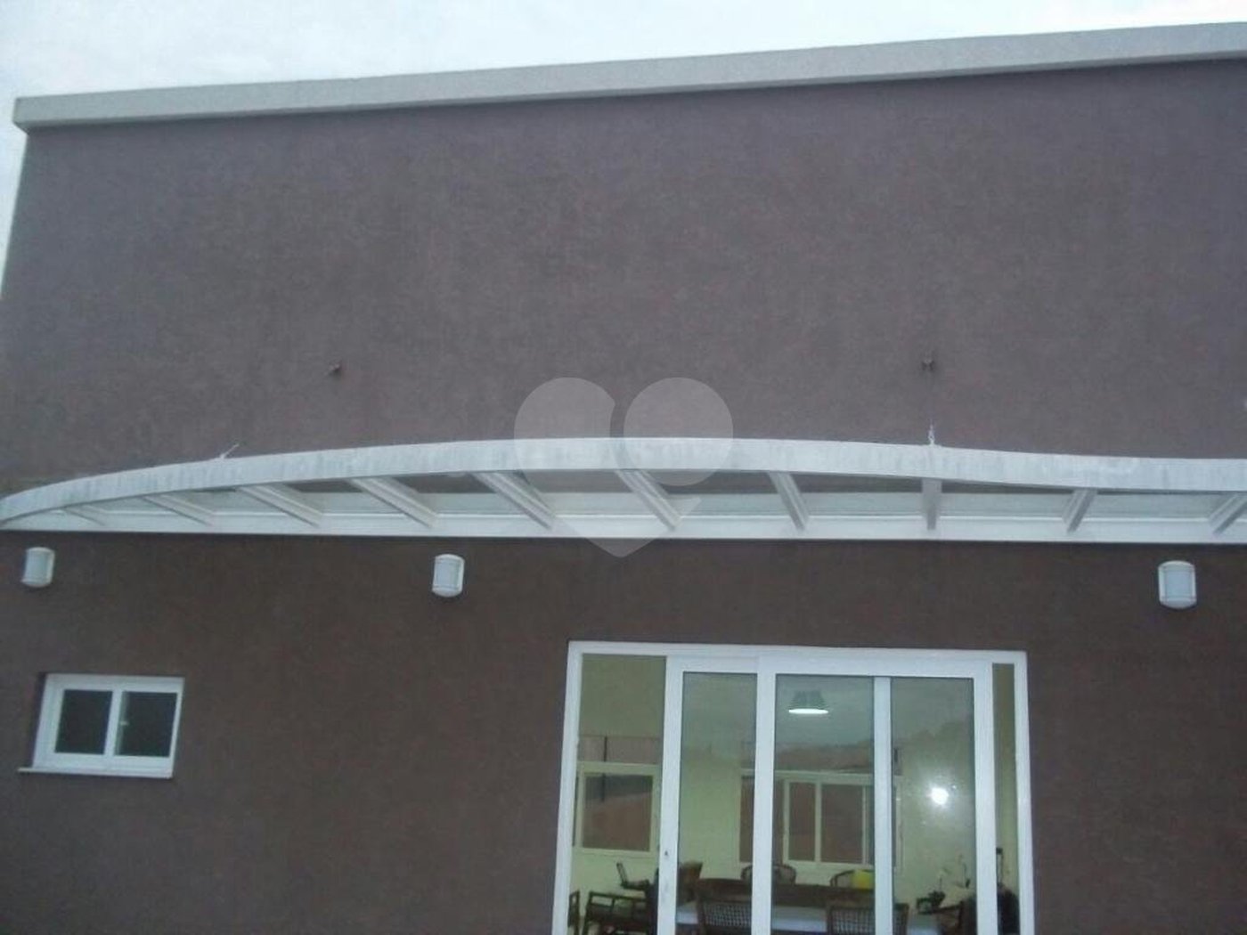 Casa à venda com 4 suítes em Guaxinduva, Atibaia, SP