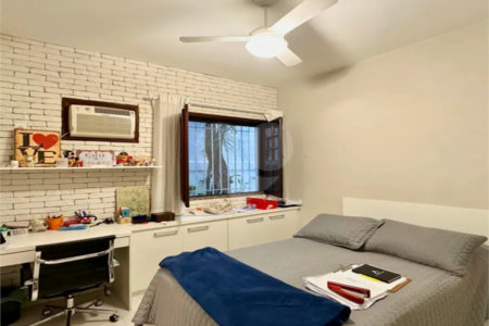 Casa de Vila à venda com 4 quartos, sendo 2 suítes,  em Botafogo, Rio de Janeiro, RJ