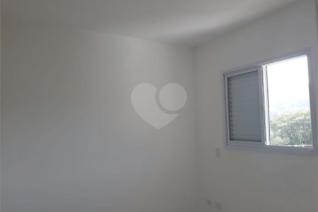 Apartamento à venda ou para alugar com 2 quartos, sendo 1 suíte,  em Vila Santa Isabel, São Roque, SP