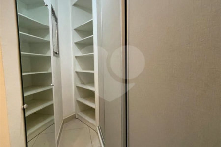 Apartamento à venda com 3 quartos, sendo 1 suíte, em Bosque da Saúde, Cuiabá, MT