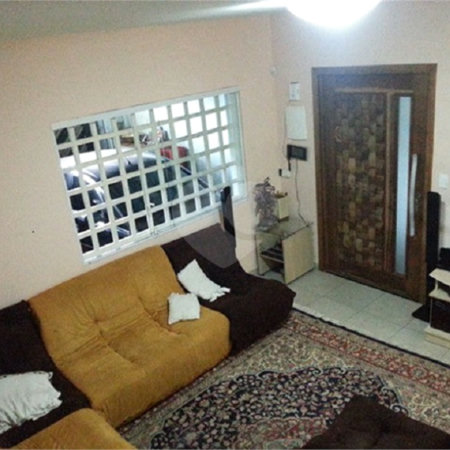Sobrado à venda com 3 quartos, sendo 1 suíte, em Jardim Aeroporto, São Paulo, SP