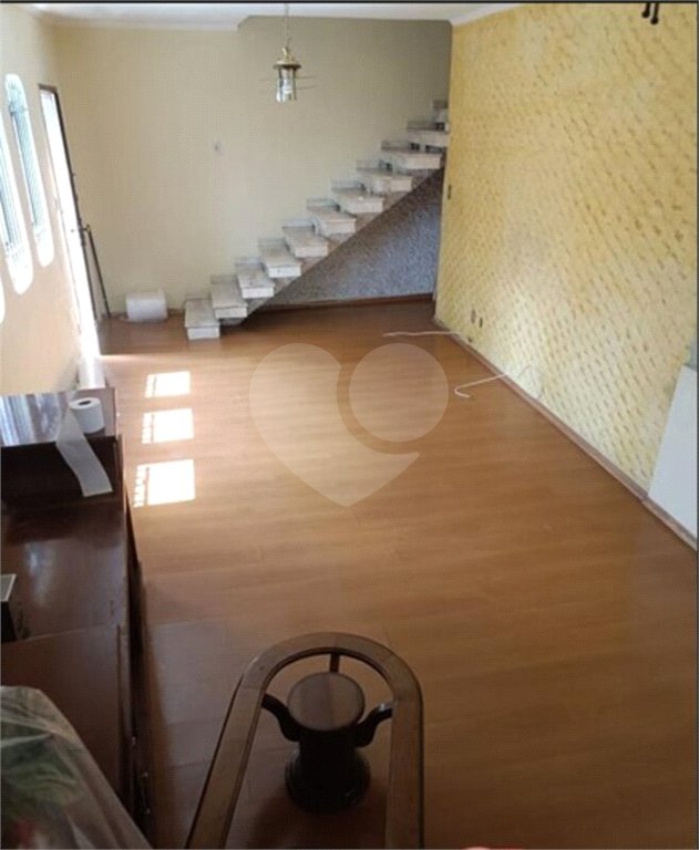 Sobrado à venda com 3 quartos em Vila Guarani, Santo André, SP