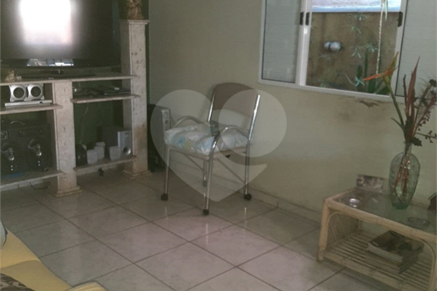 Casa à venda com 5 quartos, sendo 2 suítes, em Parque Edu Chaves, São Paulo, SP