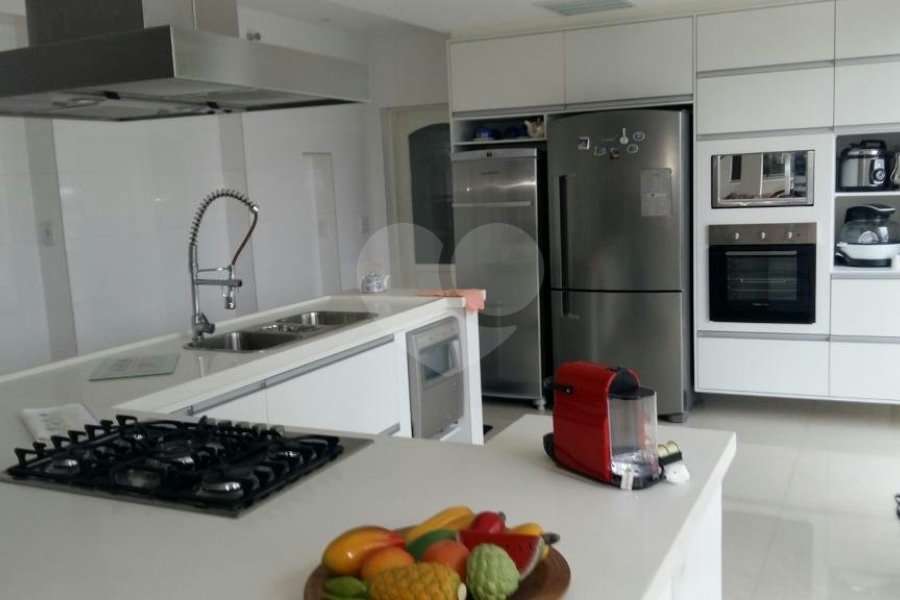 Casa à venda com 5 suítes no condomínio Parque Imperial da Cantareira, Mairiporã - SP