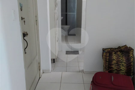 Apartamento à venda com 2 quartos, sendo 1 suíte, no Centro, São Paulo, SP