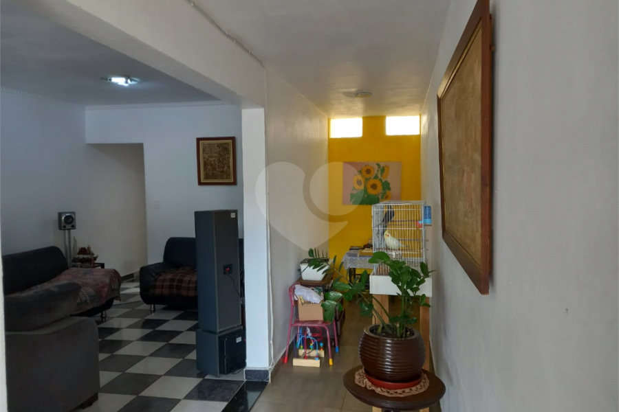 Sobrado à venda com 3 quartos, sendo 1 suíte, em Tremembé, São Paulo, SP
