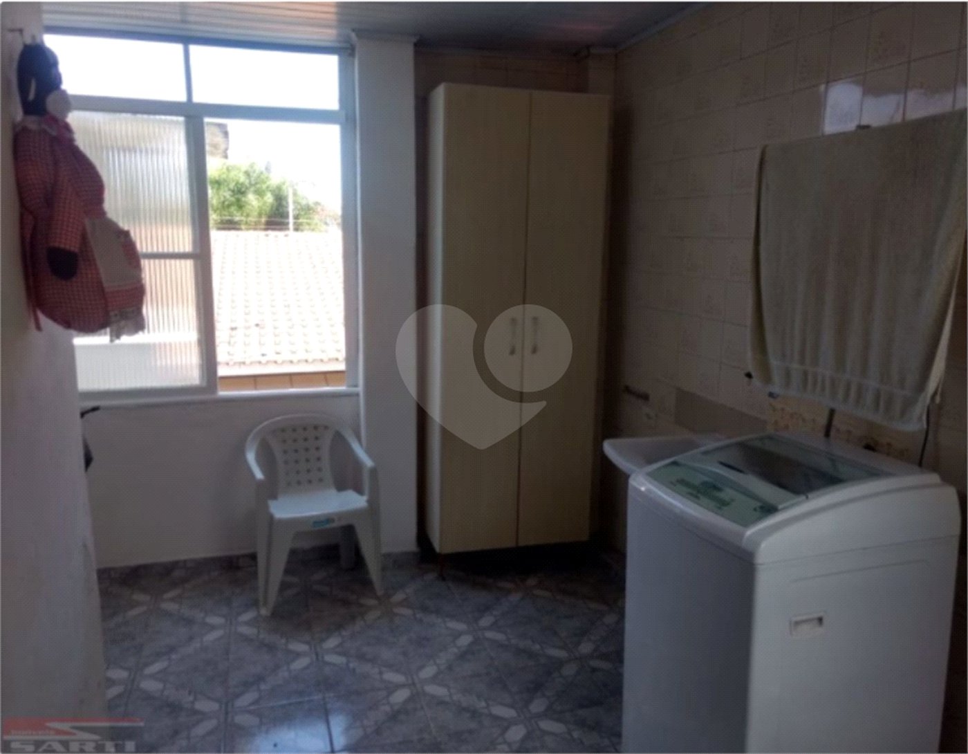 Sobrado à venda com 5 quartos, sendo 2 suítes, em Horto, São Paulo, SP