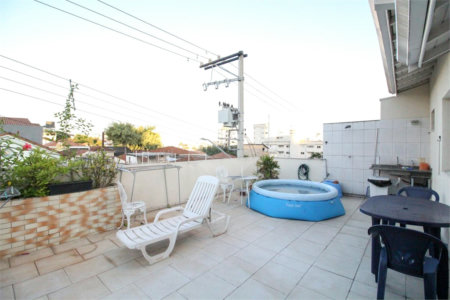 Casa à venda com 5 quartos, sendo 3 suítes, em Vila Paulicéia, São Paulo, SP