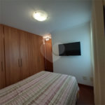 Apartamento à venda com 3 quartos, sendo 1 suíte, em Campo Belo, São Paulo, SP