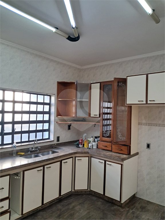 Sobrado à venda com 3 suítes em Nossa Senhora Aparecida, Paulínia, SP