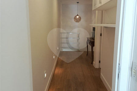 Casa à venda com 3 quartos, sendo 1 suíte, no condomínio Paraíso Classe A, Rio de Janeiro - RJ