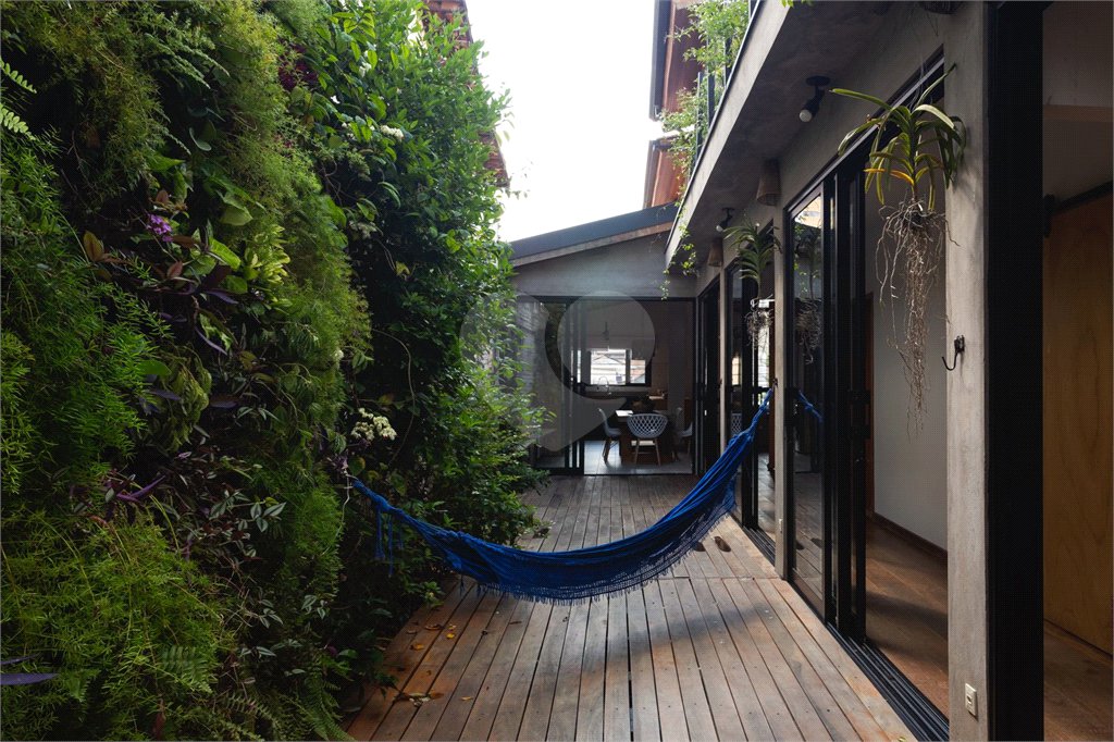 Casa Térrea à venda com 3 quartos, sendo 2 suítes,  em Vila Ipojuca, São Paulo, SP