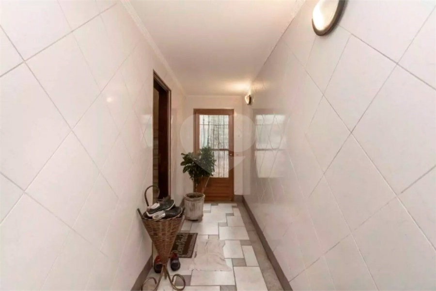 Sobrado à venda com 3 quartos, sendo 1 suíte,  em Tremembé, São Paulo, SP