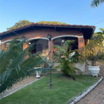 Casa à venda ou para alugar com 5 quartos, sendo 1 suíte, no condomínio Zuleika Jabour, Salto - SP