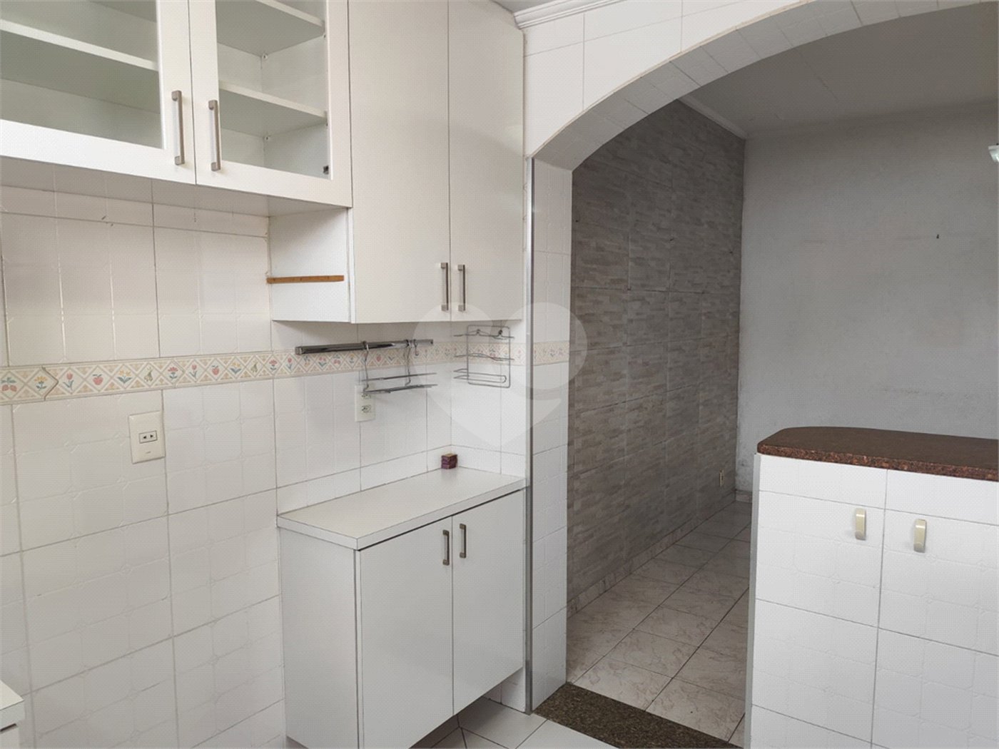 Sobrado à venda com 2 quartos em Vila Nivi, São Paulo, SP