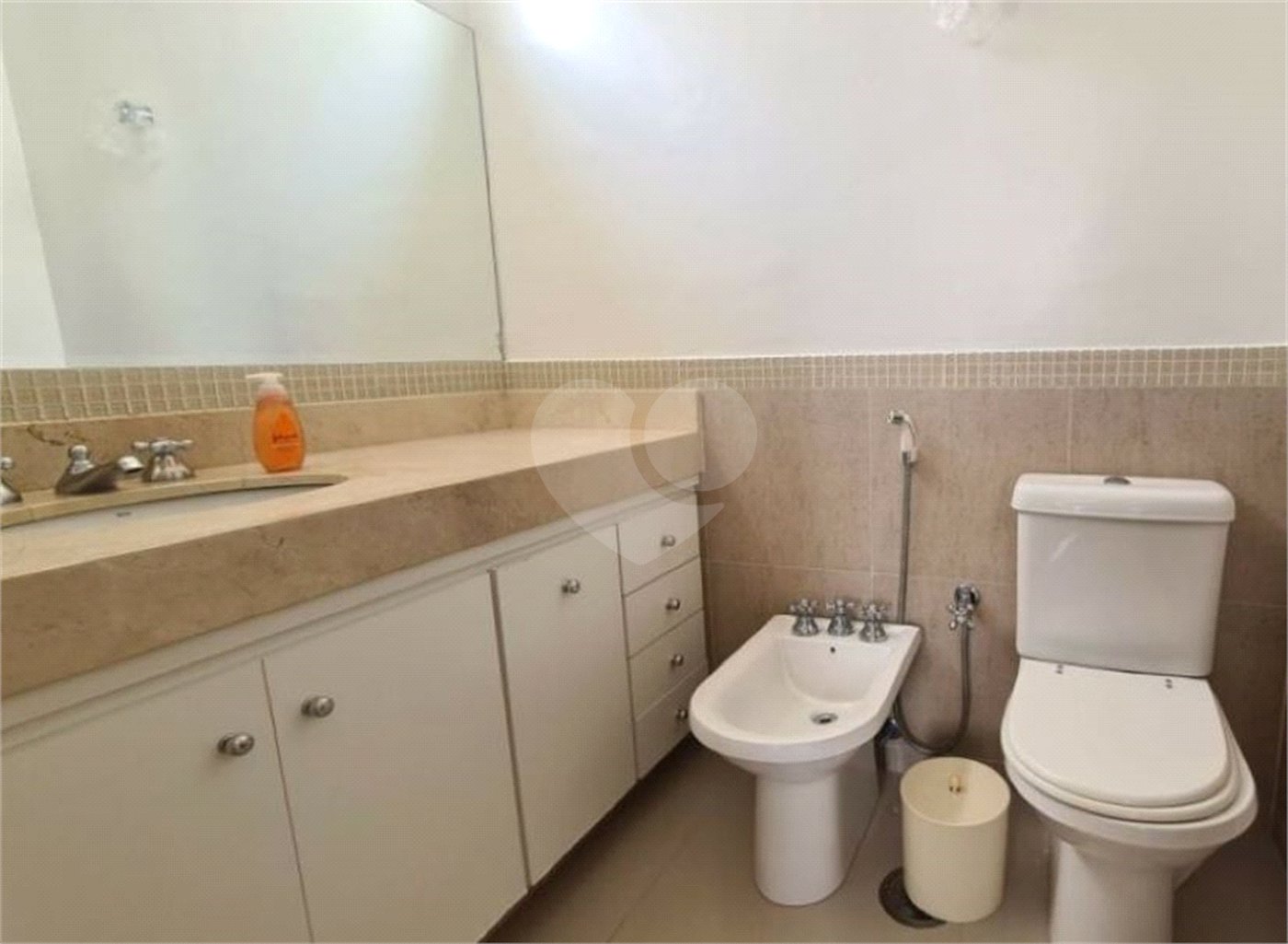Apartamento à venda com 3 quartos, sendo 1 suíte, em Vila Uberabinha, São Paulo, SP