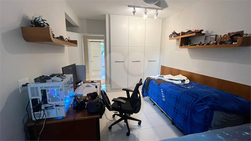 Apartamento à venda com 3 suítes em Vila Suzana, São Paulo, SP