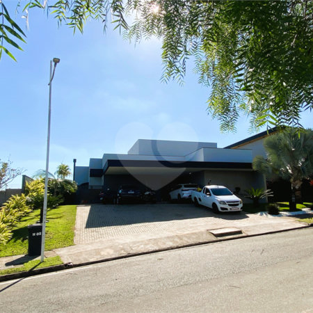 Casa à venda com 3 suítes no condomínio Saint Patrick, Sorocaba - SP