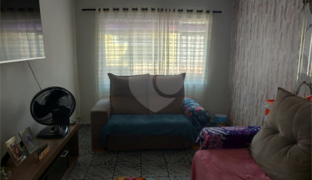 Casa à venda com 2 quartos em Parque Vitória, São Paulo, SP