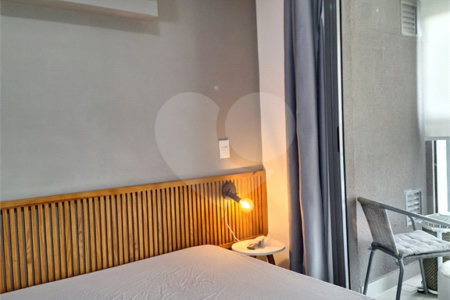 Apartamento à venda com 1 quarto em Santo Amaro, São Paulo, SP