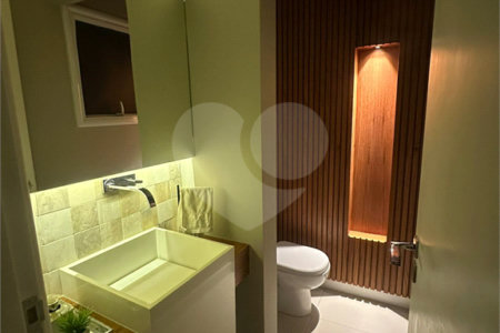 Casa à venda com 4 quartos, sendo 2 suítes, no condomínio Residencial Parque Esplanada, Votorantim - SP