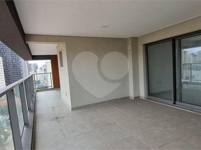 Apartamento à venda com 3 suítes em Chácara Santo Antônio, São Paulo, SP
