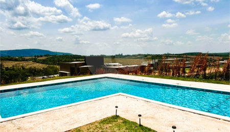 Casa à venda com 4 suítes no condomínio Village Ipanema, Araçoiaba da Serra - SP